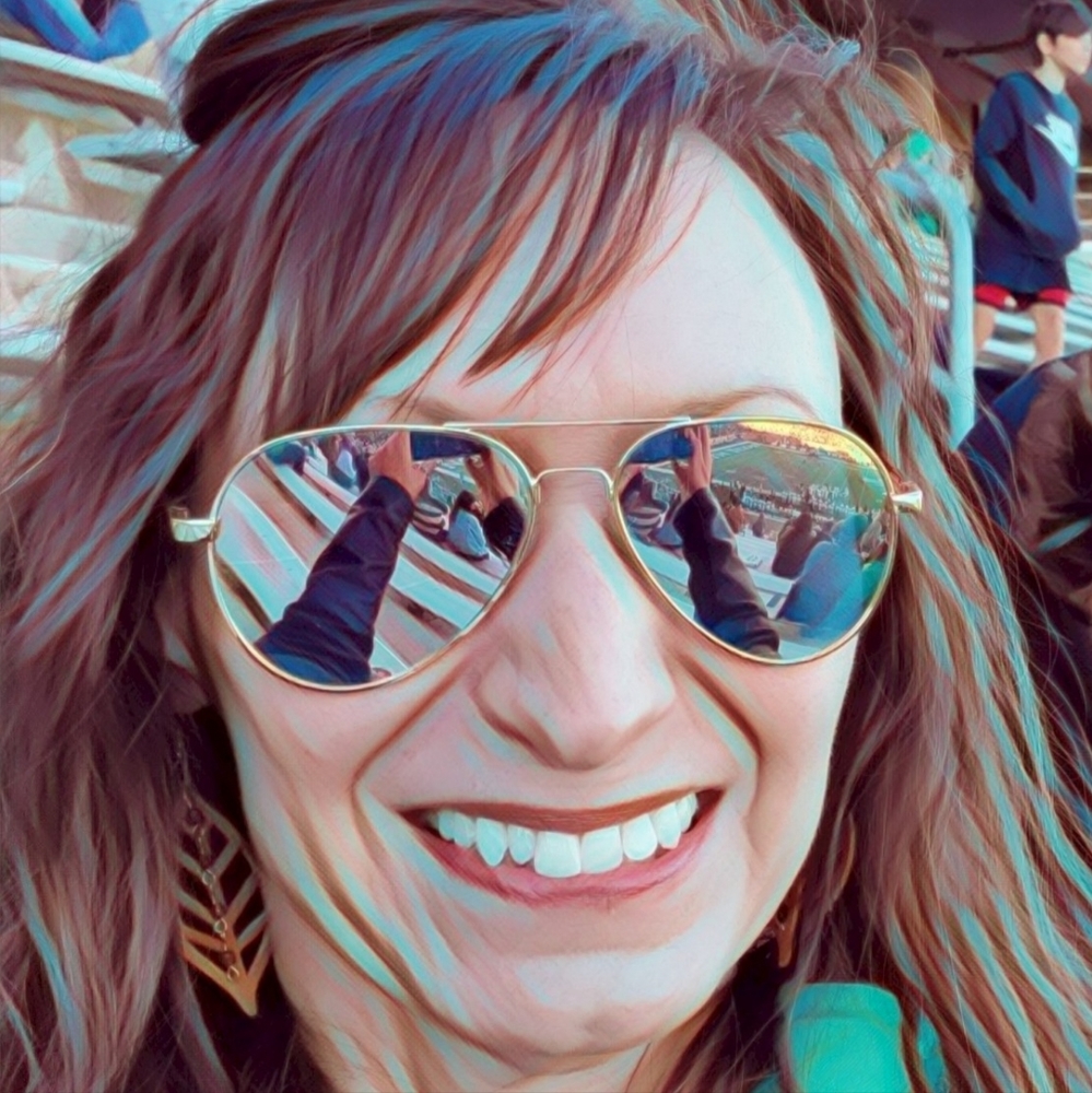 Meet your Posher, Claudine